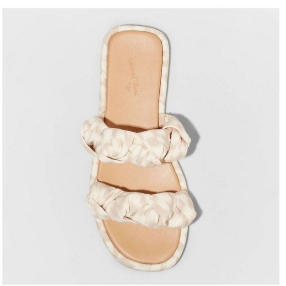 NWOT Universal Thread Meg Knotted Slide Sandals Almond Brown Women’s Size 6 - Picture 2 of 9